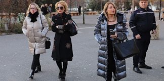 Këshilltarë e Berishës dhe Metës shkojnë me Armani dhe Moncler në mbledhje, nuk votuan NDIHMËN EKONOMIKE