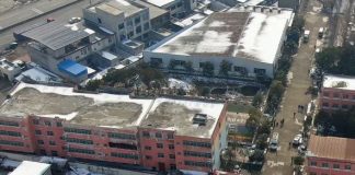 E rëndë! Përfshihet nga flakët konvikti i një shkolle në Kinë, humbin jetën 13 fëmijë