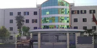 TRAGJIKE/ U shkarkua sot nga detyra, nënkomisari Policisë së Durrësit dyshohet se ka vrarë veten në zyrë