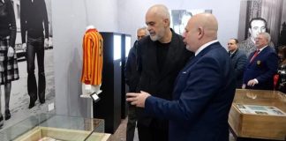 Çelja e ekspozitës se Paolo Rossit në Tiranë, Rama tregon emocionet e finales së botërorit 1982: Ishim jashtë bote, vetmja dritare që hapej si me magji ishte