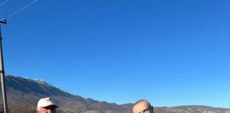 Meta shkon në Pustec për takim, përfundon në takim me gomarin