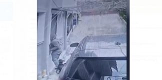 VIDEO/ Momenti kur hajduti futet nga dritarja në banesën e gardistit dhe i vjedh armën e shërbimit