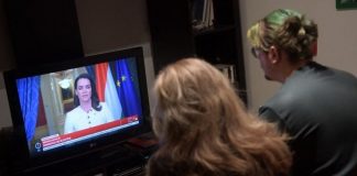 Fali të dënuarin për abuzim fëmijësh, dorëhiqet presidentja e Hungarisë