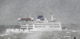 Moti i keq të dielën, ndalohen lëvizjet e trageteve në Durrës-Bari-Durrës