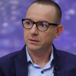 Denis Dyrnjaja: Dritë/hijet e Fatos Nanos