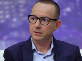 Denis Dyrnjaja: Dritë/hijet e Fatos Nanos