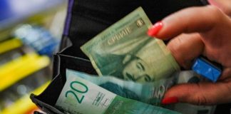 Fillon takimi trepalësh për dinarin në Bruksel