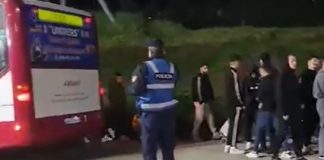 LAJMI I FUNDIT/ Përfshihet nga flakët në ecje autobusi Fier-Patos