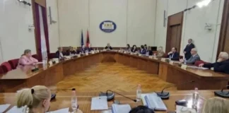 Ngritja e dy komisioneve pas marrëveshjes/ Zbardhen emrat e anëtarëve të PS dhe Rithemelimit