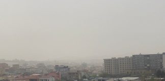 Pluhuri afrikan mbulon Shqipërinë, temperatura të larta deri në 26 gradë celsius! Italia goditet nga cikloni i Kolombit, pritet ‘bora e kuqe’