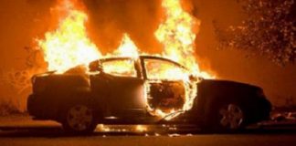 Digjet automjeti i një serbi në Leposaviç, policia nis hetimet