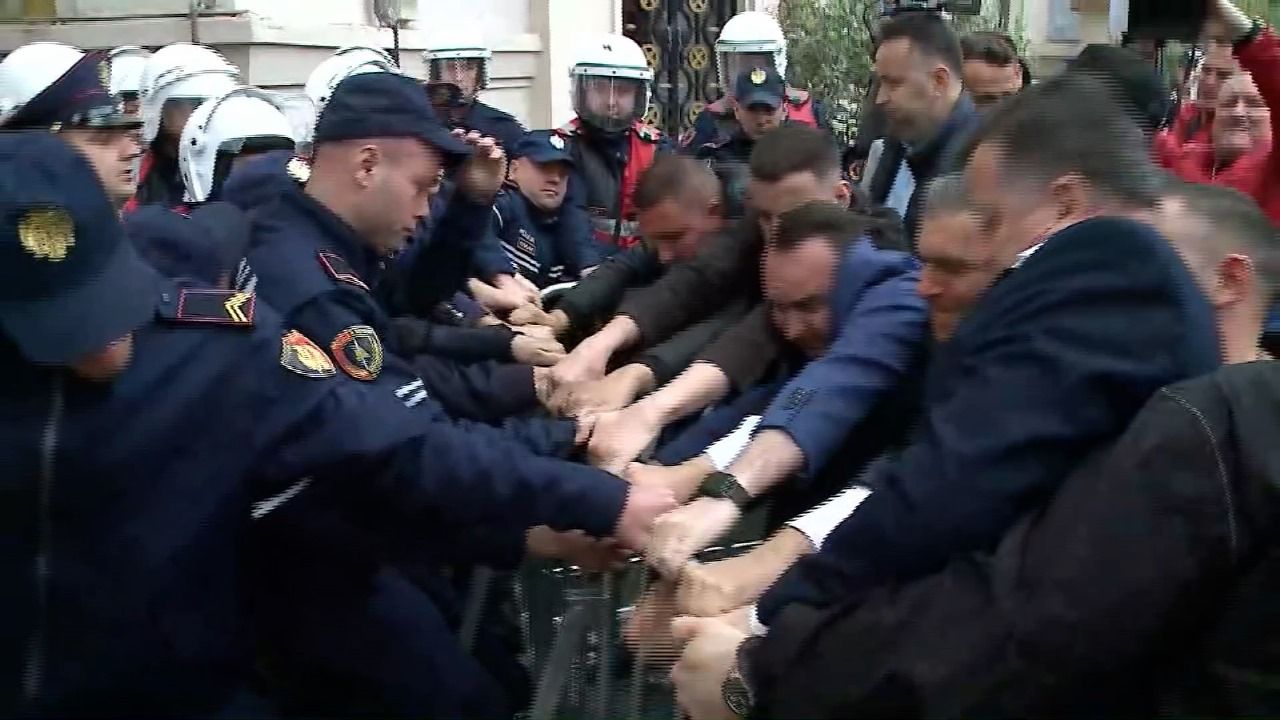 Deputeti i PD i Kukësit, Flamur Noka drejton sulmin ndaj qytetit të Tiranës