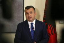 ‘Territorialja’, Balla: PD ta shqyrtojë draftin e saj në këshillat bashkiakë! Votimi më 8 tetor? Kreu i grupit PS: Presim Komisionin e Ligjeve