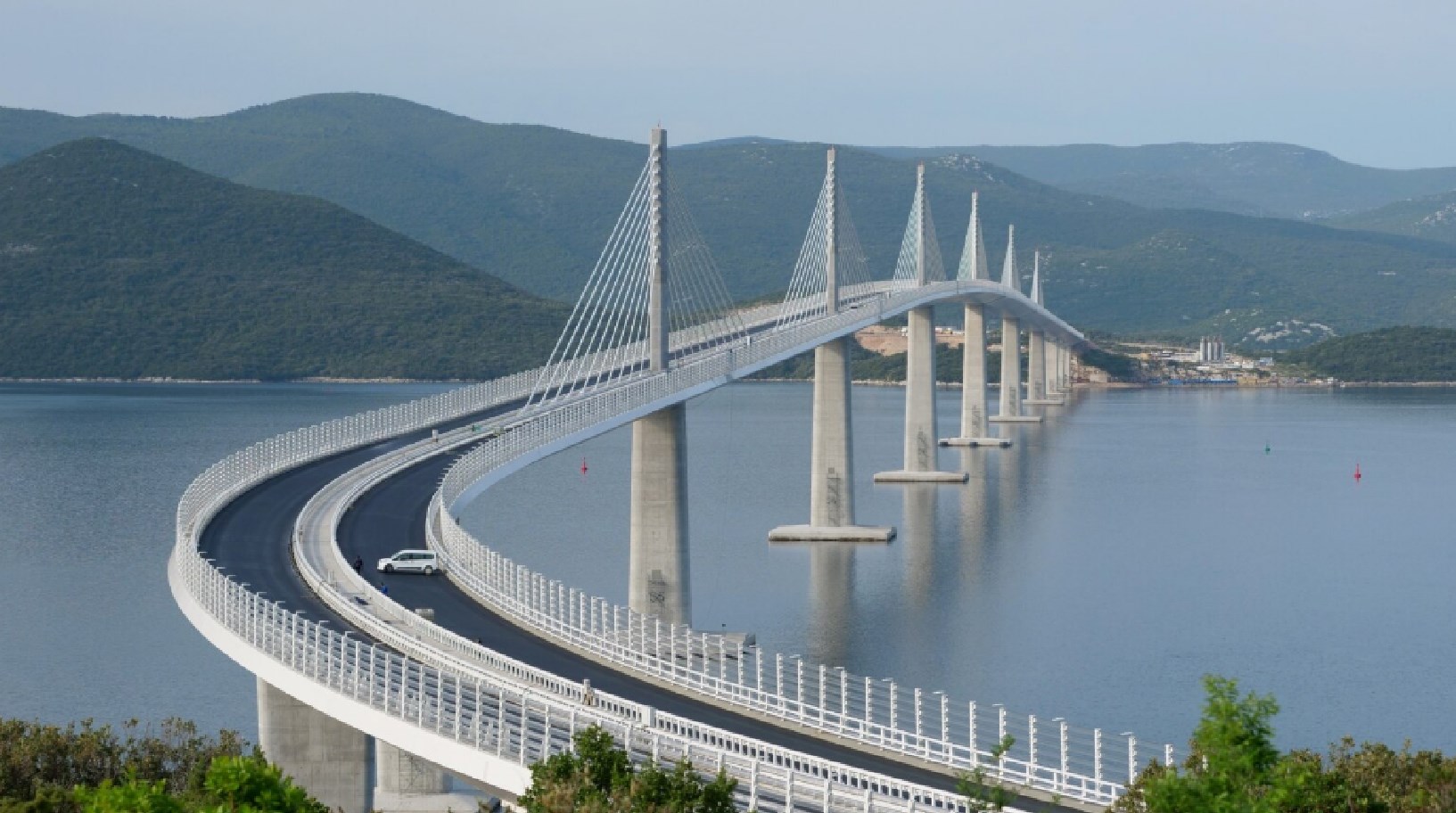 “Shkurton rrugën”/ Gati projekti 20 mln euro! Ura gjigante që lidh Shqipërinë…