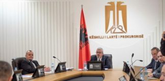 U përjashtua 15 vite nga drejtësia/ Nis mbledhja, KLP vendos sot për fatin e Alfred Ballës, zbardhen pretendimet e tij