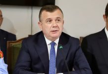 Mësuesja e Ballës kujton vitet e shkollës: Ishte fenomen dhe lider që në klasën e pestë