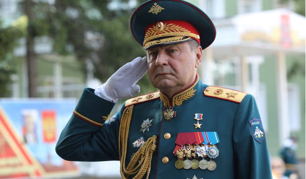 Rusia arreston zv. ministrin e mbrojtjes me akuza korrupsioni