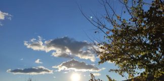 Vijojnë temperaturat e larta, ja si pritet moti ditën e sotme