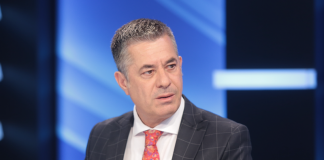 Arbitrazhi për Vlorën/ Shejtanët vallëzojnë gjithmonë jashtë shishes