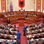 14 mln € fatura e largimeve të padrejta nga puna në 2024, ministritë ‘lumë’ shkarkimesh dhe në 2025! Kuvendi: DAP të analizojë lëvizjet e punonjësve