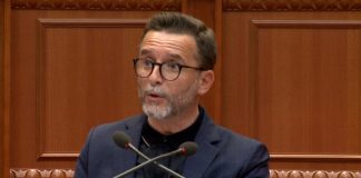 “Asgjë s’bëtë”, Braçe thirrje dy ministrive për shqetësimet e banorëve të njësisë 5: Një dhomë poliklinikë, tjetra gomisteri…