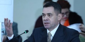 U tha se Ministria e Drejtësisë kërkoi ekstradimi i tij nga Zvicra, reagon ARBEN AHMETAJ