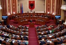 Kuvendi miraton me 81 vota pro buxhetin 8.8 mld euro! 100 mln euro për pensionet, nga 1 janari paga minimale rritet në 50 mijë lekë