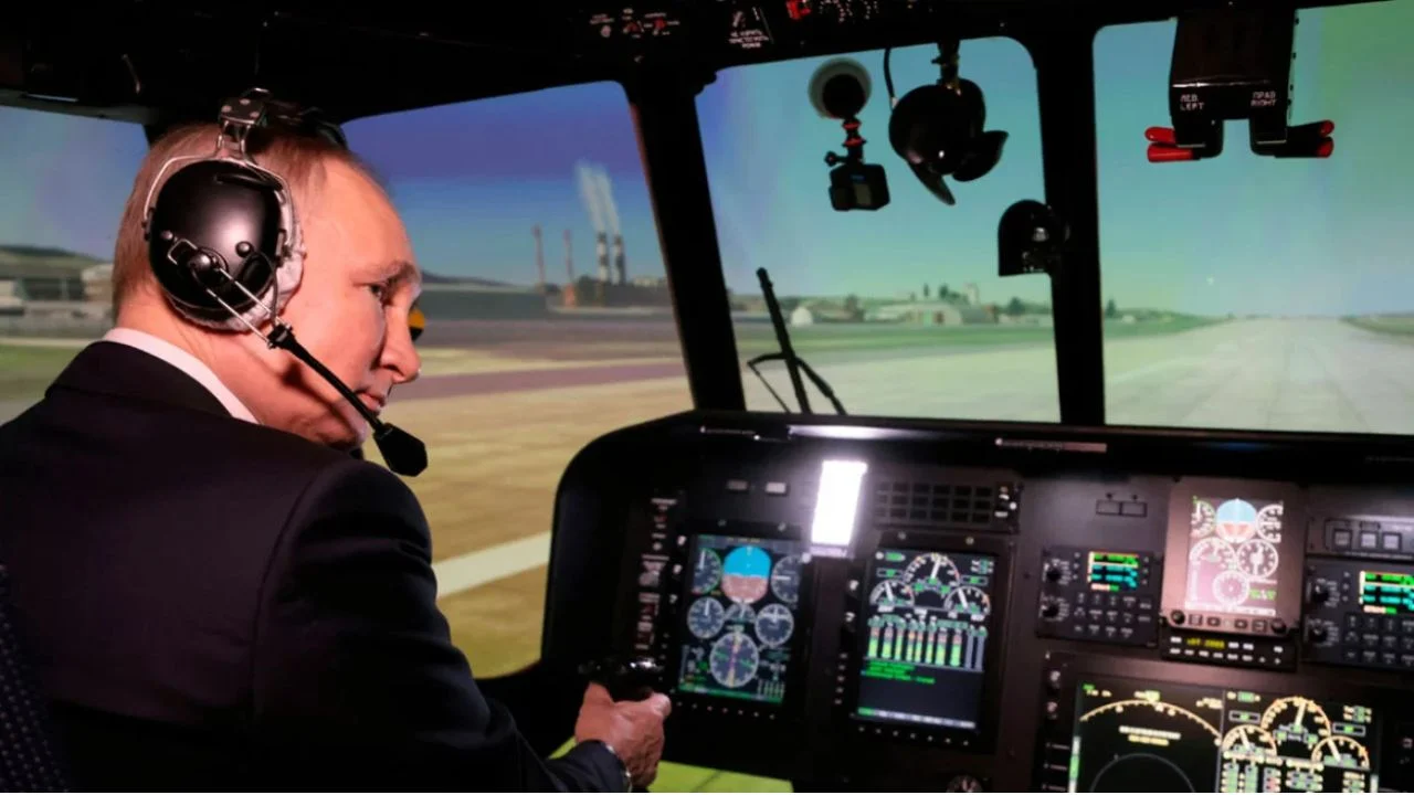 Tentativë për atentat ajror  Moska  Dronët ukrainas synuan të godasin helikopterin e Putinit në Kursk