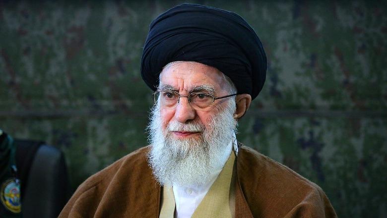 Ja kush është Lideri Suprem i Iranit  kështu e mban pushtetin prej 30 vitesh Ali Khamenei