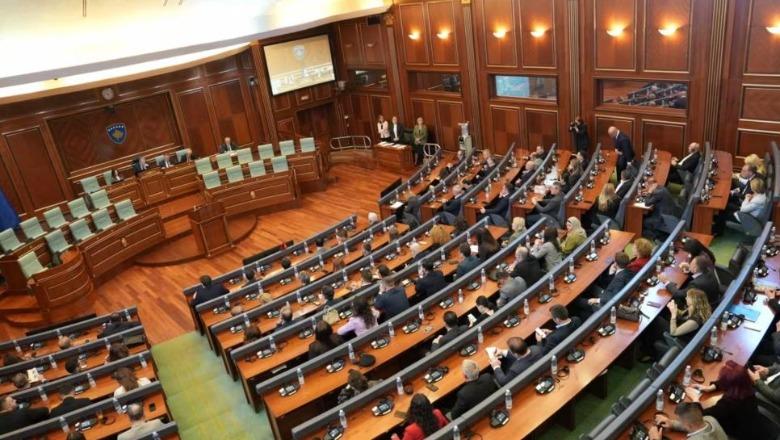 Kuvendi i Kosovës mbetet i bllokuar  dështon edhe seanca e 32 të për konstituimin