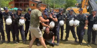 Përplasje mes banorëve e forcave të rendit në Theth, u bashkohen dhe deputetët e PD