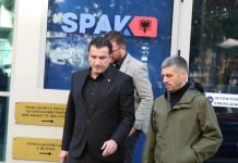 Veliaj kërkon kopjen fizike të dosjes! Avokatët: S’ka ku ta hapë USB-në, printimi voluminoz