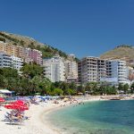Saranda e mbushur me turistë të huaj: Shqipëria është një zbulim i mrekullueshëm