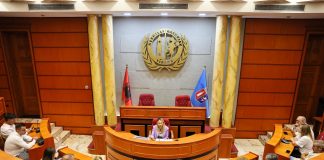 Fillimi i vitit të ri shkollor, Anuela Ristani: “Hapim 5 shkolla të reja dhe japim kompensim financiar për fëmijët në nevojë”