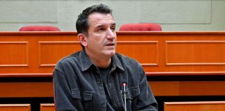 LAJMI I FUNDIT/ Kushtetuesja e kthehu në detyrë, ERION VELIAJ jep urdhërin e parë si kryebashkiak