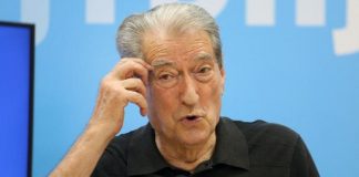 Berisha trembet nga takimi i Salianjit në Durrës, mesazh demokratëve: Distancohuni nga këto të ashtuquajtura takime