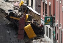 Rrëzohet vagoni i teleferikut në Lisbonë, dëshmitarët: Ishte si një shpërthim