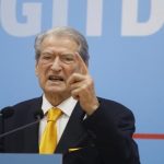 Procesverbalet /Si e futi Berisha në burg Fatos Nanon, ‘ushtarët’ që përdori nga Blerim Çela tek Alush Dragoshi, montimi i akuzës nga frika se i rrezikonte pushtetin