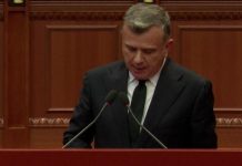 Balla: Opozita udhëhiqet nga hallet e Sali Berishës! Harrojnë se kush është interesi i Shqipërisë