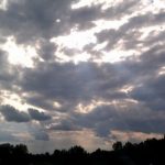 Temperaturat shkojnë në 0 gradë sot, njihuni me parashikimin e motit