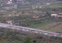 Mbyllja e autostradës Vorë-Durrës shton trafikun edhe për në Elbasan, policia: Kërkojmë mirëkuptimin e qytetarëve