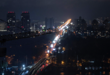 Ukraina zhytet në terr, tetë rajone pa energji elektrike për shkak të sulmeve ruse