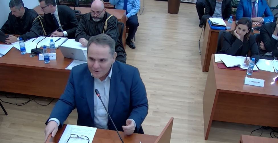  Zgjedhjet u caktuan pasi doli akti i shkarkimit   Rusmali në Kushtetuese  Pjesa tjetër është debat hallesh njerëzore