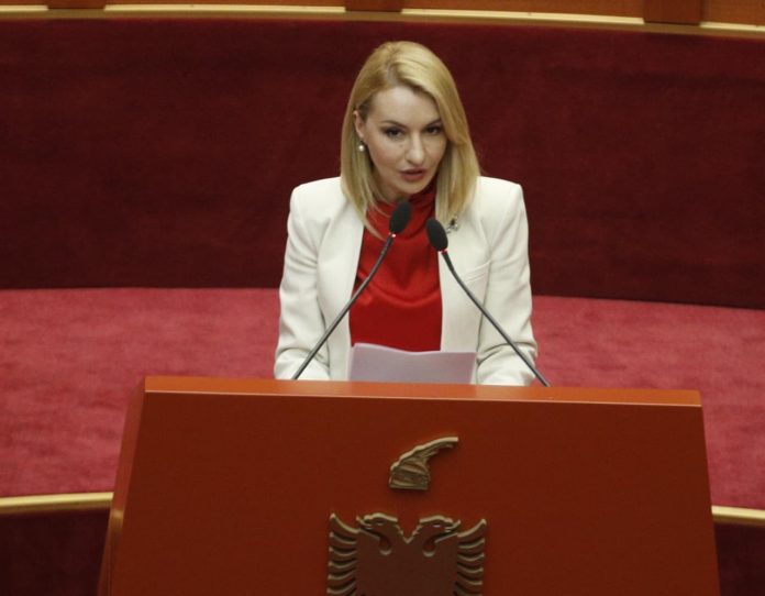 ff867099-6808-4e4c-af0e-41700f356749