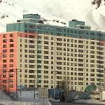 Brenda qytetit ku të gjithë jetojnë nën një çati