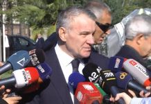 Lamtumirë Fatos Nano! Arben Malaj nderon liderin historik të PS: Kërkoi të vendoste paqen sociale në vend! Model i veçantë inspirimi