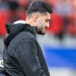 The Sun artikull për Brojën: Sulmuesi në shok, ka ngjallur shqetësime pasi u pa i përlotur