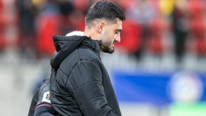 1763156200_armandobroja