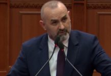 Manja-deputetëve të PD-së: Kur shkoni te njerëzit për të nxjerrë foto në FB, mos shkoni me veshje 5000-6000 euro se është gjynah