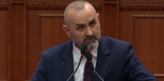 Manja-deputetëve të PD-së: Kur shkoni te njerëzit për të nxjerrë foto në FB, mos shkoni me veshje 5000-6000 euro se është gjynah